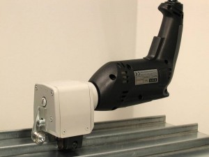 фальцезакаточная машинка WUKO 1002В специальный электромеханический инструмент для закрытия одинарного стоячего фальца